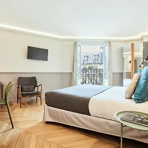 4* Отель Petit Lafayette
